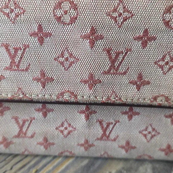 Louis Vuitton Vintage Josephine Denim Bordeaux Long Wallet - Picture 2 of 8